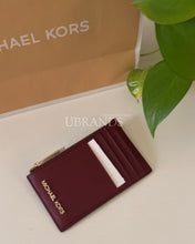 Load image into Gallery viewer, Michael kors card holder
