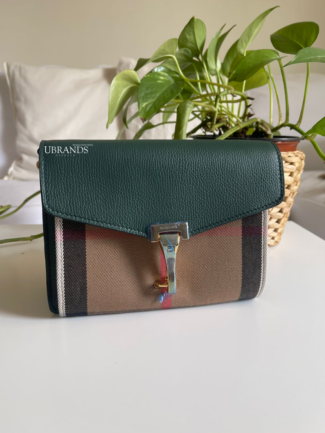 Burberry mini on sale crossbody bag