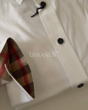 Load image into Gallery viewer, Burberry men shirt white / L
