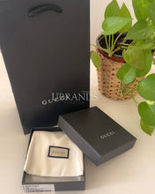 Load image into Gallery viewer, Gucci men’s wallet cards
