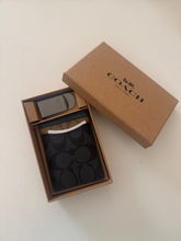Load image into Gallery viewer, Coach card holder
