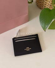 Load image into Gallery viewer, Coach card holder

