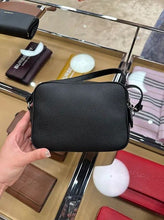 Load image into Gallery viewer, Burberry crossbody bag
