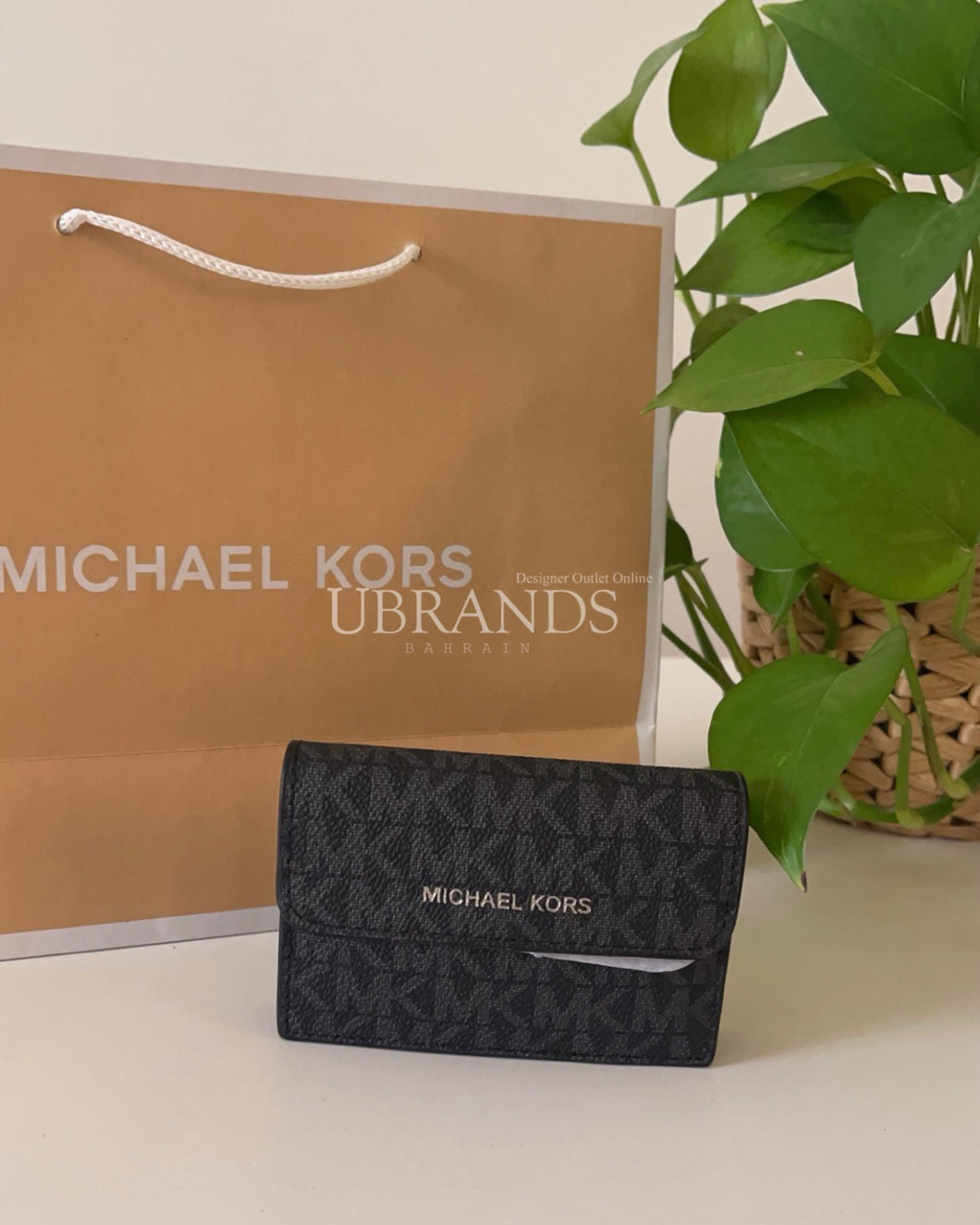 Michael kors card holder