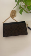 Load image into Gallery viewer, Damage : Coach mini  crossbody bag

