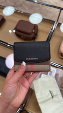 Load image into Gallery viewer, Burberry small  wallet
