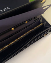 Load image into Gallery viewer, Prada wallet on chain bag
