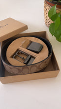 Load image into Gallery viewer, Coach men belt
