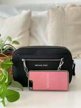 Load image into Gallery viewer, Michael kors crossbody bag
