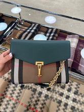 Load image into Gallery viewer, Burberry small crossbody bag green
