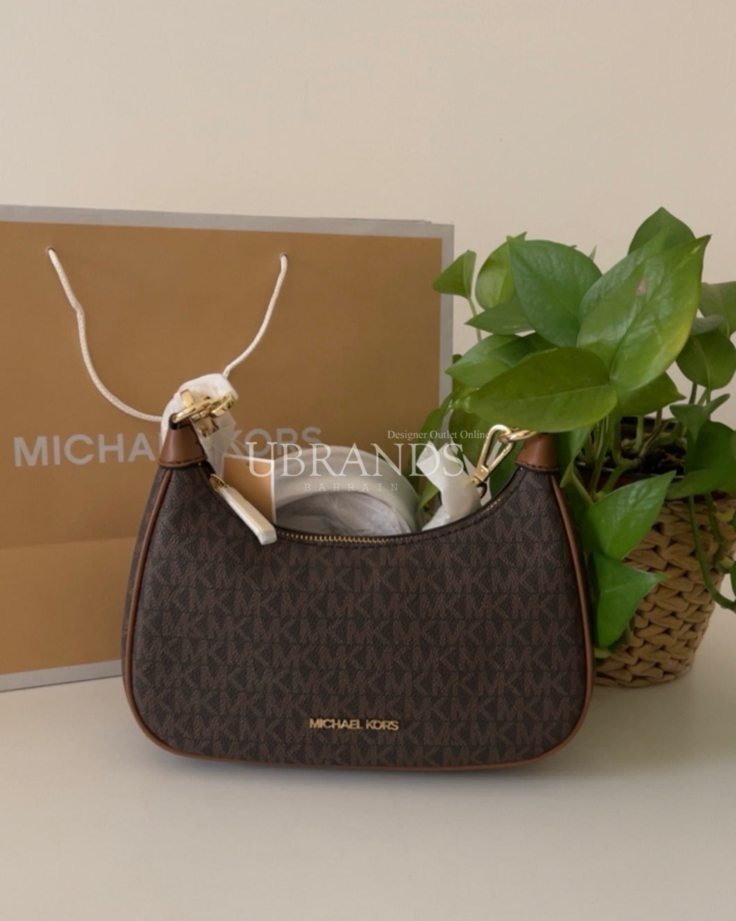 Michael kors small Cora crossbody bag