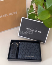 Load image into Gallery viewer, Michael kors men wallet set
