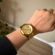 Load image into Gallery viewer, Michael kors watch - gold large
