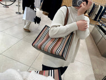 Load image into Gallery viewer, Burberry tote bag
