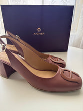 Load image into Gallery viewer, Aigner shoes heels
