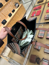 Load image into Gallery viewer, Burberry tote bag
