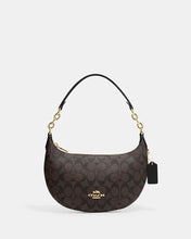 Load image into Gallery viewer, Coach small shoulder  bag
