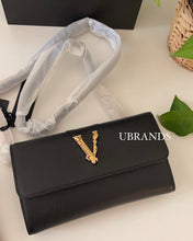 Load image into Gallery viewer, Versace small bag black
