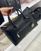 Load image into Gallery viewer, Michael kors carine large bag
