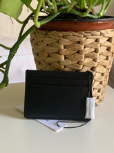 Load image into Gallery viewer, Marc Jacobs card holder
