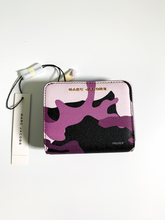 Load image into Gallery viewer, Marc Jacobs small wallet
