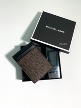 Load image into Gallery viewer, Michael kors men card holder / brown
