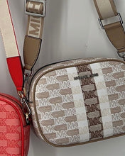 Load image into Gallery viewer, Michael kors Crossbody beige
